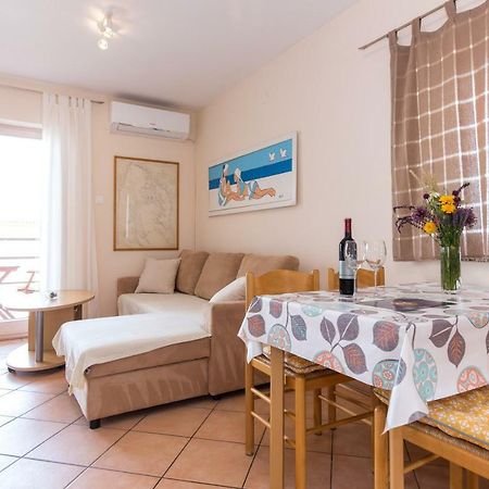 Apartments Marta Krk Town Εξωτερικό φωτογραφία