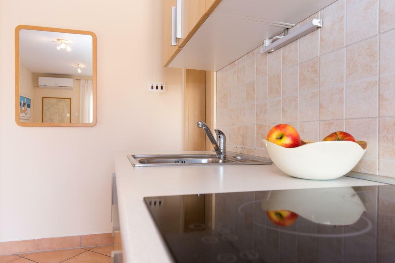 Apartments Marta Krk Town Εξωτερικό φωτογραφία