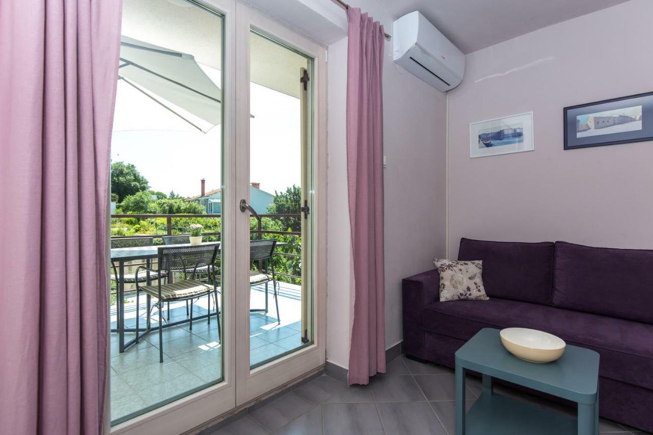 Apartments Marta Krk Town Εξωτερικό φωτογραφία